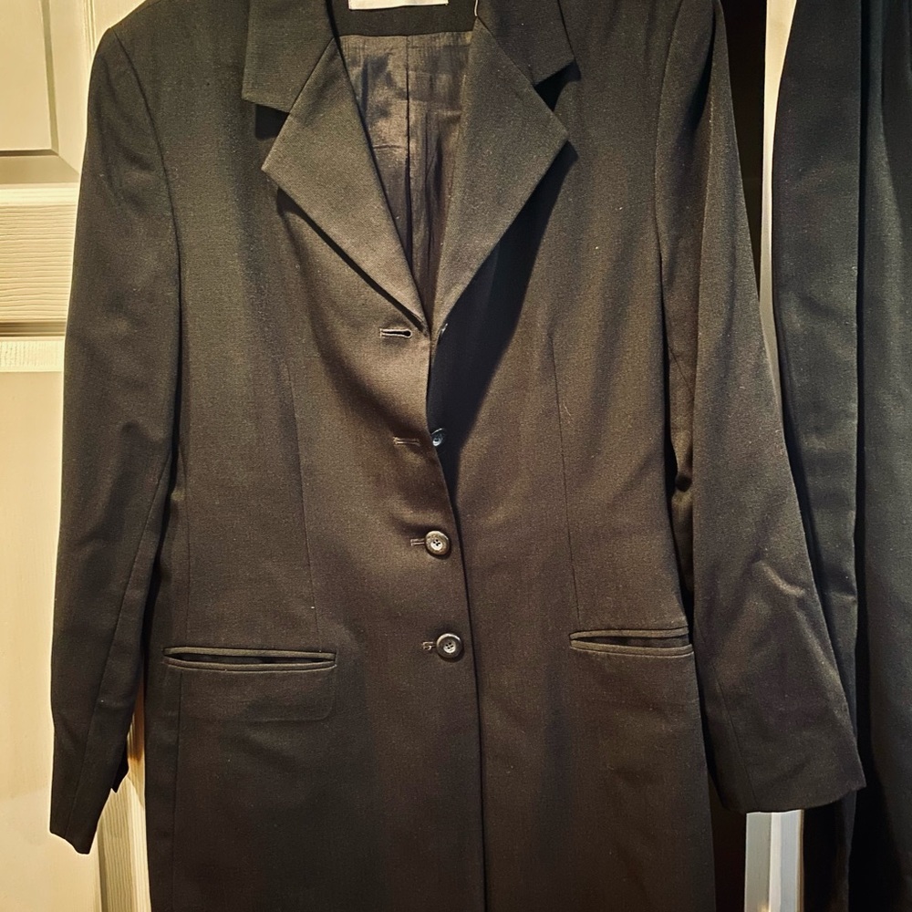 Basic Black Formal Suit - image 3
